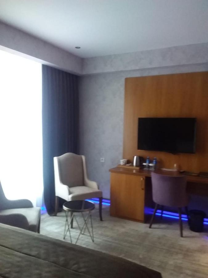 Midtown Hotel Баку Екстер'єр фото