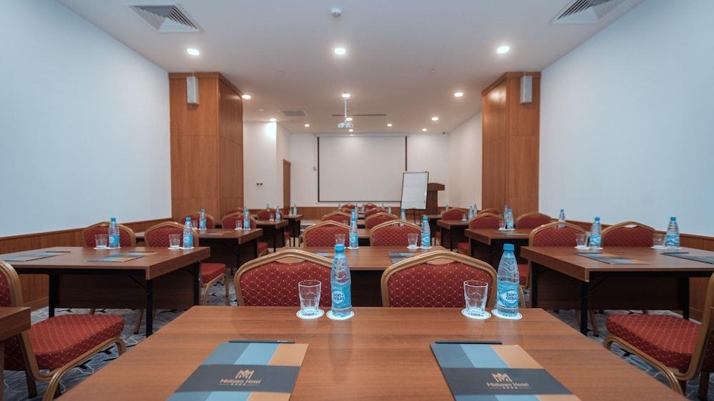 Midtown Hotel Баку Екстер'єр фото