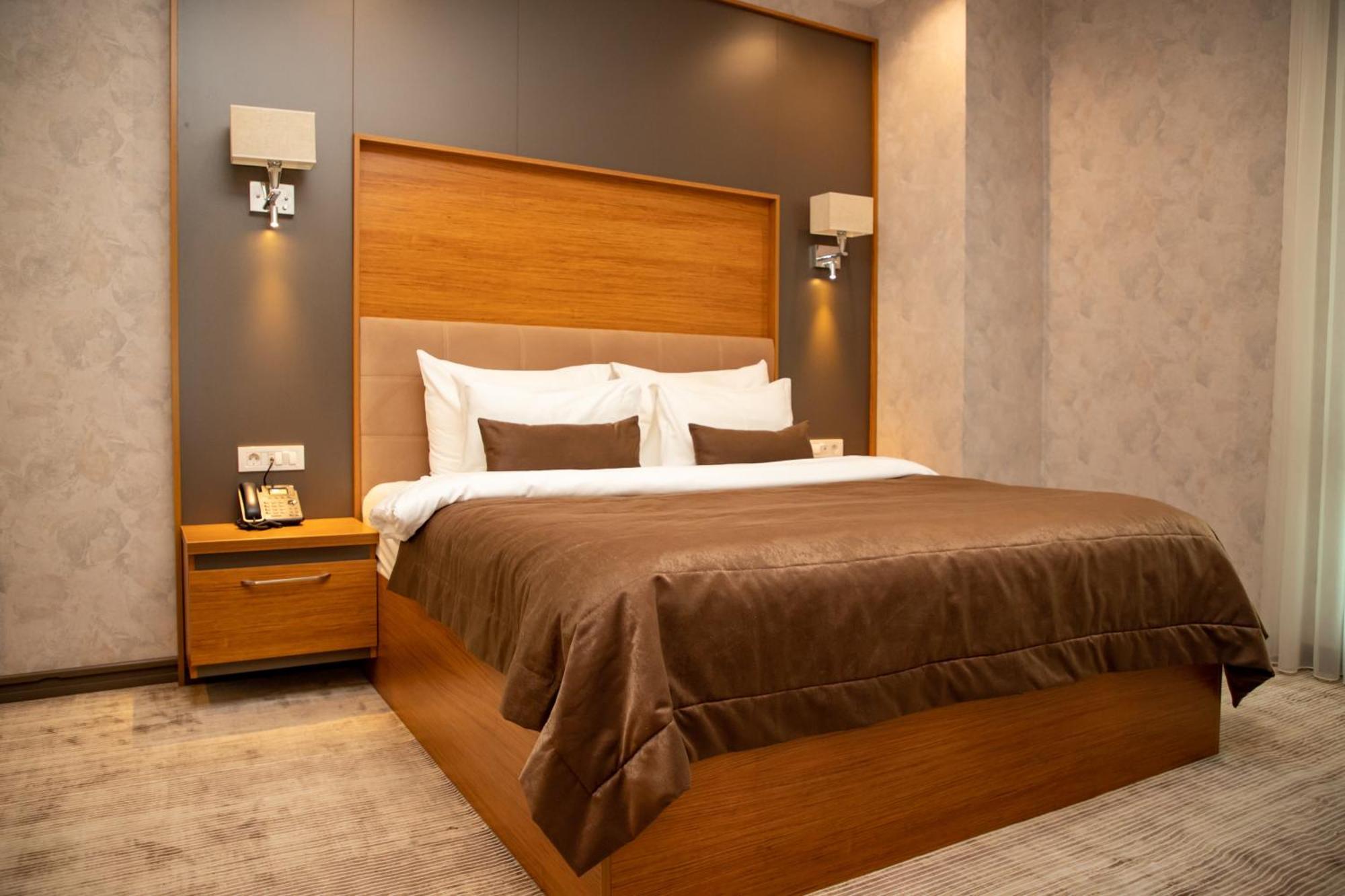 Midtown Hotel Баку Екстер'єр фото