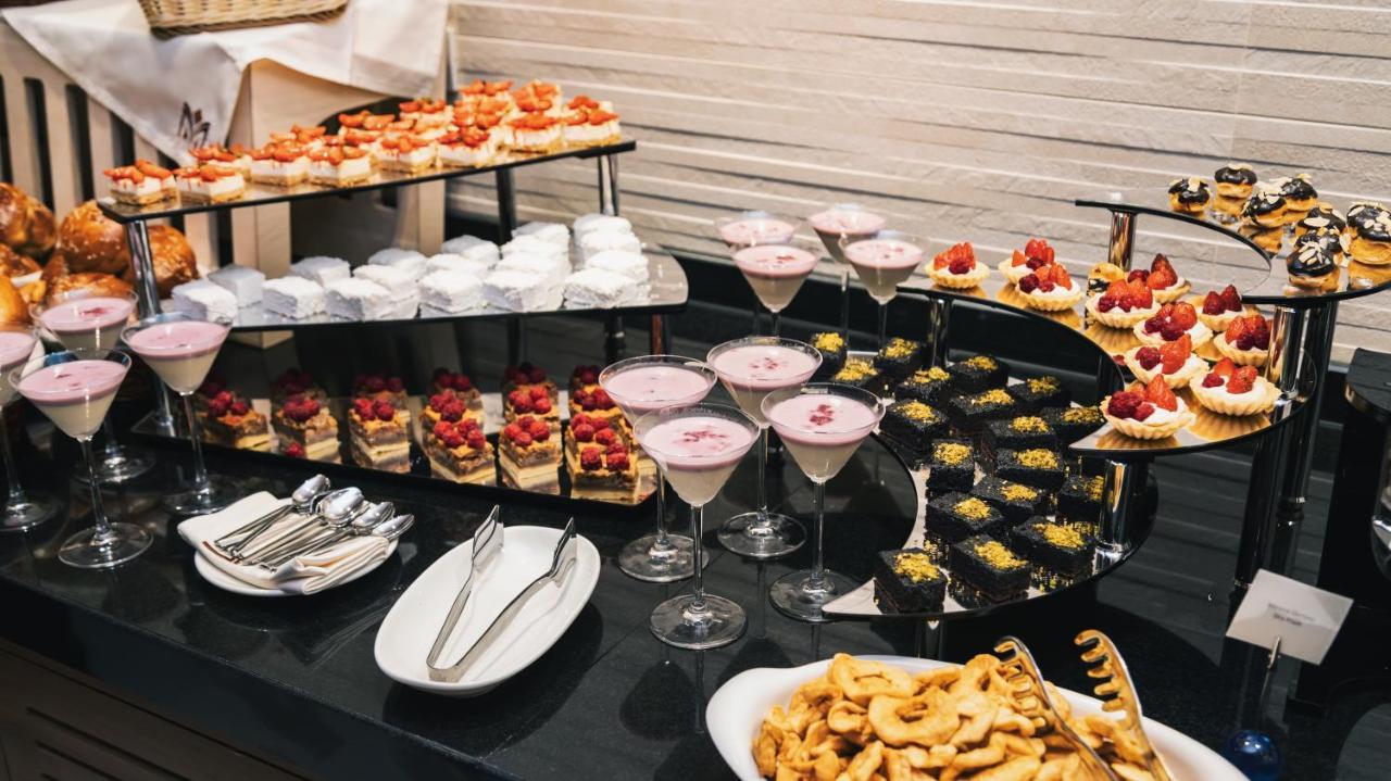 Midtown Hotel Баку Екстер'єр фото
